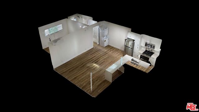 3630 Midvale Avenue, Los Angeles CA: https://media.crmls.org/mediaz/cb4125a6-2614-4eb5-bdcf-0c341b73f358.jpg