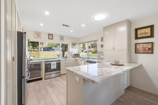 72620 Rolling Knoll Drive, Palm Desert, CA 92260