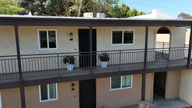 800 Encinitas Blvd, Encinitas CA: https://media.crmls.org/mediaz/cb42431d-b370-4c51-95fd-6482d12bb92a.jpg