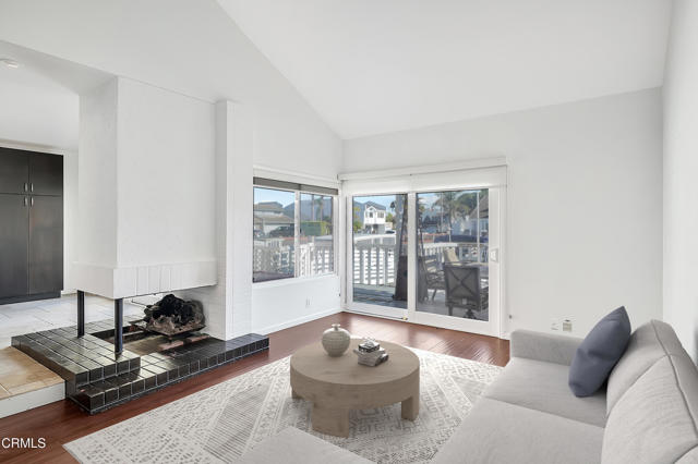 Detail Gallery Image 10 of 33 For 2010 Kingsbridge Way, Oxnard,  CA 93035 - 4 Beds | 3 Baths