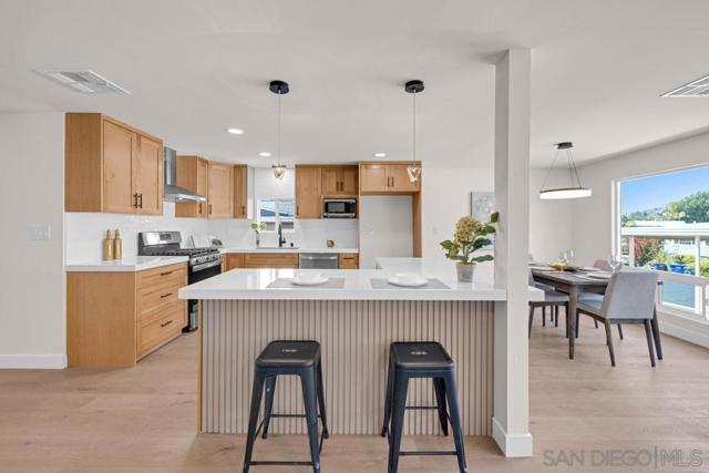 1120 Pepper Dr, El Cajon CA: https://media.crmls.org/mediaz/cb44259a-706f-4f63-a4c8-4da45acf9af9.jpg