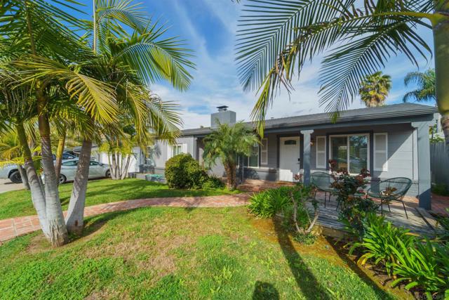 4875 77 Normandie, La Mesa CA: https://media.crmls.org/mediaz/cb485b7c-755b-4086-bbd1-f1b3a1758144.jpg