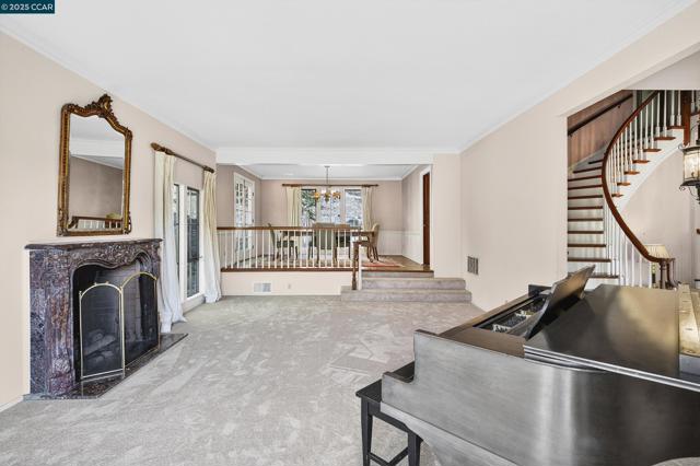 58 Saint Andrews Ln, Alamo CA: https://media.crmls.org/mediaz/cb4894d5-6717-418a-a20d-4938252a1001.jpg