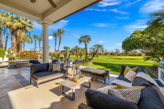 49606 Montana Way, La Quinta CA: https://media.crmls.org/mediaz/cb48d5be-5b1d-40ba-a5de-be839669943d.jpg