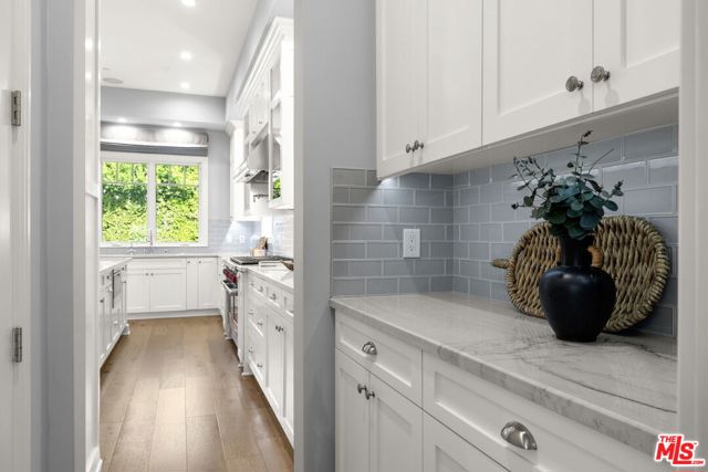 5 Bed Home for Sale in Los Angeles, California