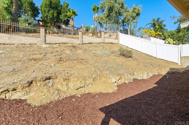 Detail Gallery Image 17 of 32 For 19065 Envoy Ave, Corona,  CA 92881 - 3 Beds | 2 Baths