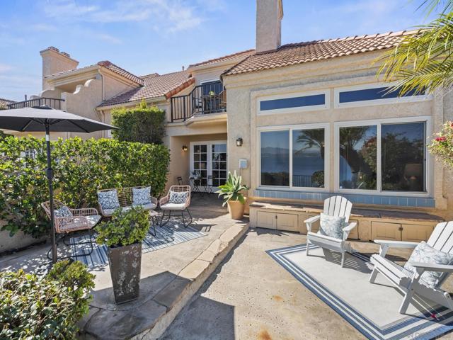 103 Tunapuna Ln, Coronado CA: https://media.crmls.org/mediaz/cb4b0af6-d0ff-4870-8353-28cc47427efa.jpg