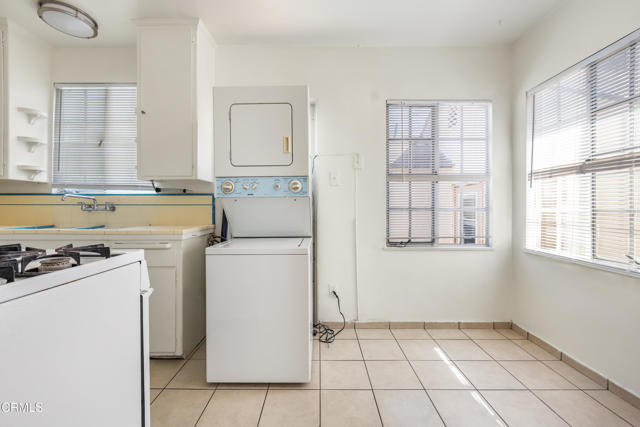 Detail Gallery Image 9 of 10 For 412 Pioneer Dr, Glendale,  CA 91203 - 1 Beds | 1 Baths