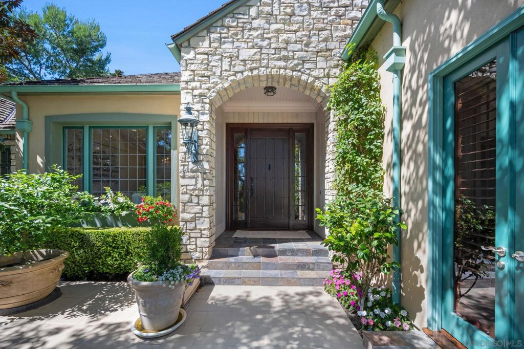 6388 La Jolla Scenic Dr - photo 8