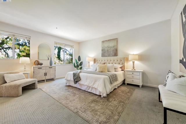 929 E El Camino Real, Sunnyvale CA: https://media.crmls.org/mediaz/cb4e2935-67dc-481e-91d6-3e0663991f4c.jpg