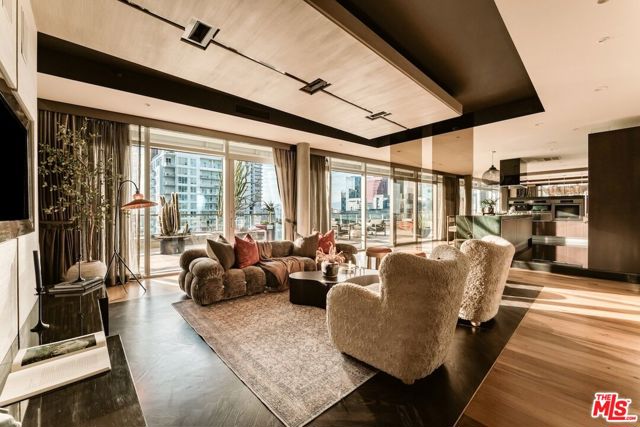 3 Bed Home for Sale in Los Angeles, California