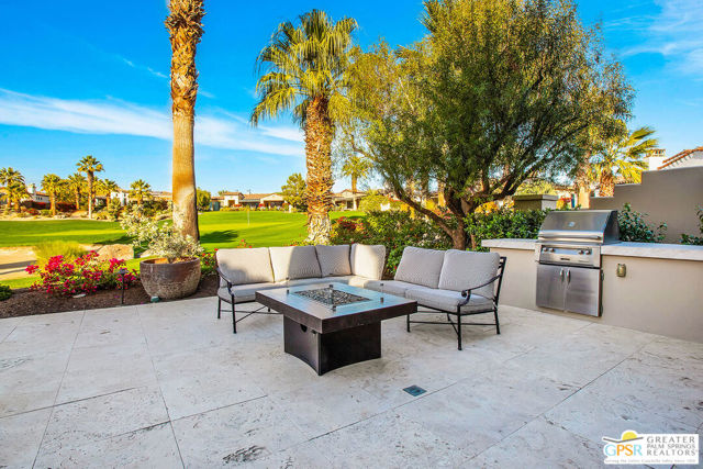 76434 Via Uzzano, Indian Wells CA: https://media.crmls.org/mediaz/cb50b0f2-5631-4b83-8f0f-2d23486ba549.jpg