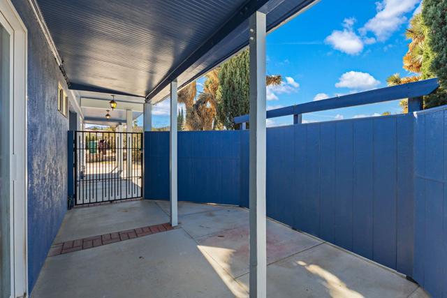 7517 Alaba Avenue, Yucca Valley CA: https://media.crmls.org/mediaz/cb50bde1-fd98-436a-be38-979a6e3caa3d.jpg