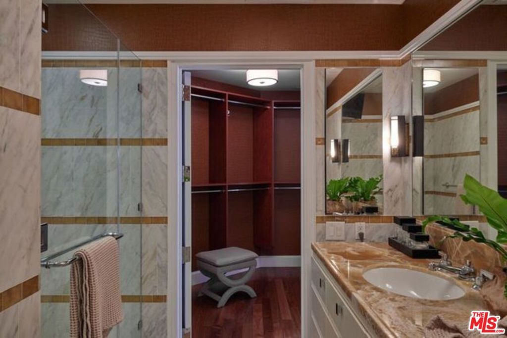 MLS #26643631 image #42