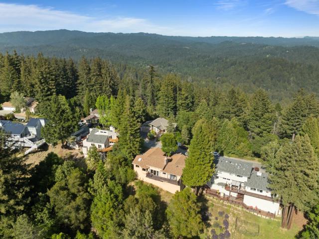 267 Crows Nest Drive, Boulder Creek CA: https://media.crmls.org/mediaz/cb513730-fda1-474e-99fb-eb357570370d.jpg