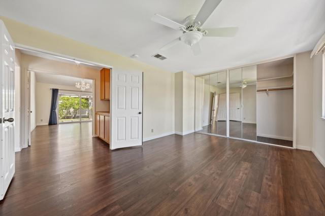Image 32 of 37 For 72890 Amber Street