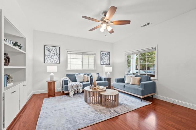 816 N 13th Street, San Jose CA: https://media.crmls.org/mediaz/cb524dae-aa24-4990-a179-339759781357.jpg