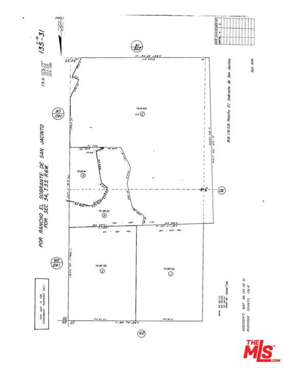15775 Laurel Branch Ct, Riverside CA: https://media.crmls.org/mediaz/cb52a32a-58eb-4262-bbd1-792c616a4817.jpg