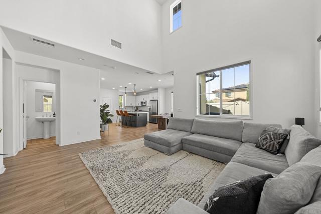 Detail Gallery Image 7 of 29 For 45218 via Vela, Temecula,  CA 92592 - 3 Beds | 2/1 Baths