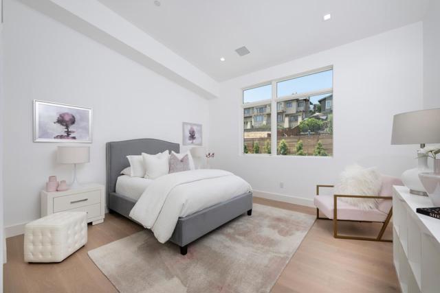 3964 Jefferson Avenue, Redwood City CA: https://media.crmls.org/mediaz/cb539c35-ac72-4359-9998-c20e8966b0f1.jpg