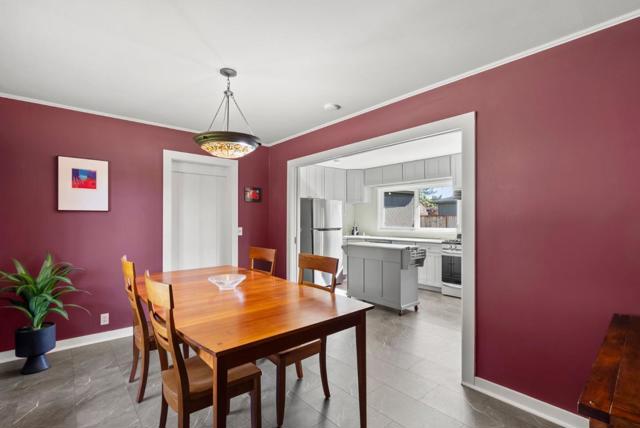 414 Vermont Avenue, Moss Beach CA: https://media.crmls.org/mediaz/cb53be99-4268-4424-8392-c6142d09ac71.jpg