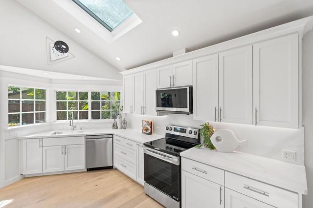 Image 15 of 50 For 577 Anchor Circle