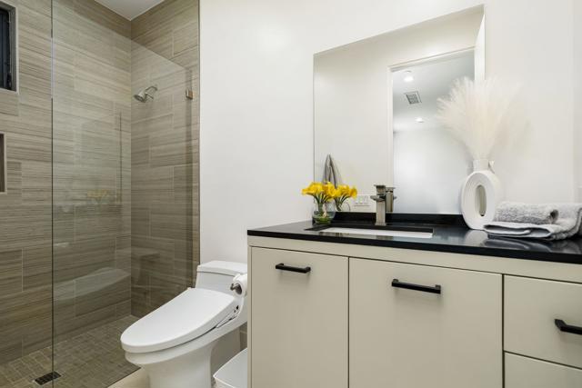 74846 Fox Hills Court, Palm Desert CA: https://media.crmls.org/mediaz/cb572af8-7e81-4abc-9216-a86e4eb58472.jpg