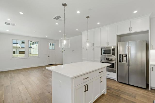 18825 Montalvo Oaks Circle, Monte Sereno CA: https://media.crmls.org/mediaz/cb57efb2-2945-4bca-baa0-6ded76d08dfa.jpg