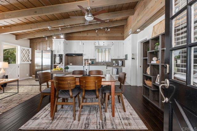 Detail Gallery Image 6 of 47 For 367 Beech Ave, Carlsbad,  CA 92008 - 2 Beds | 2 Baths