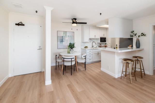 Detail Gallery Image 9 of 31 For 3991 Crown Point Dr #P13,  San Diego,  CA 92109 - 1 Beds | 1 Baths