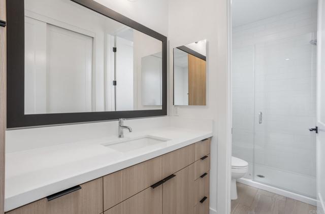 Detail Gallery Image 34 of 41 For 1220 Stonemark Place #MAIN HOUSE,  Vista,  CA 92081 - 6 Beds | 5 Baths