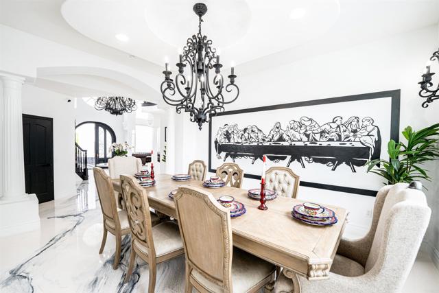 733 CLAYBURN CT, Alpine CA: https://media.crmls.org/mediaz/cb5a719e-4f95-49c5-aacb-a7dd0f39d5eb.jpg