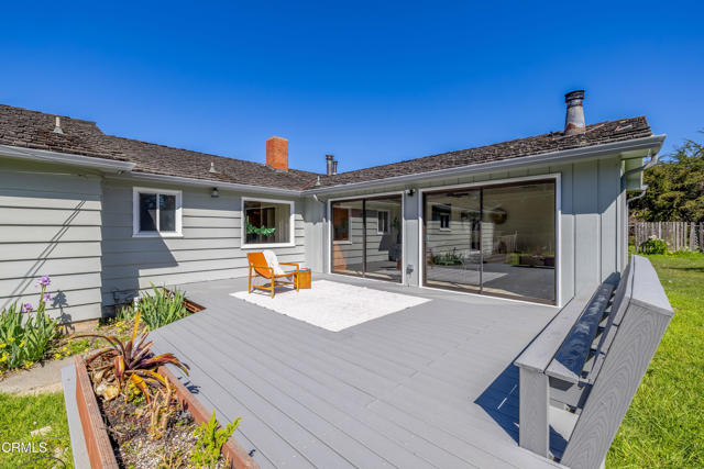 18601 Cypress Road, Fort Bragg CA: https://media.crmls.org/mediaz/cb5b0690-930a-41ed-9ce2-4a30851fd9a8.jpg