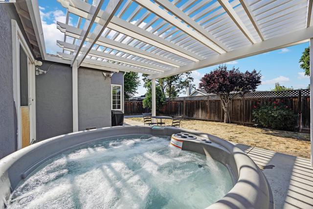 394 Encino, Livermore CA: https://media.crmls.org/mediaz/cb5b8fbf-def9-4fc3-9612-c5953bd891c1.jpg