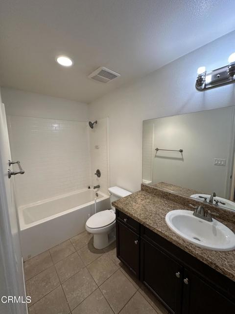 Detail Gallery Image 13 of 21 For 1016 Los Angeles Ave #104,  Ventura,  CA 93004 - 3 Beds | 2 Baths