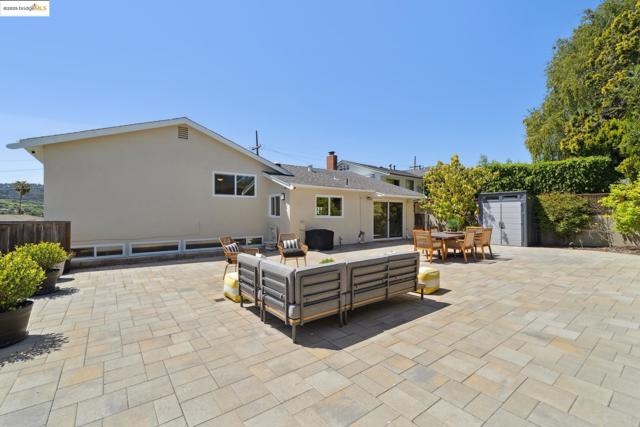 4545 Gregory Way, Richmond CA: https://media.crmls.org/mediaz/cb5da4c2-c0d7-4347-85d7-1df65c6c318c.jpg