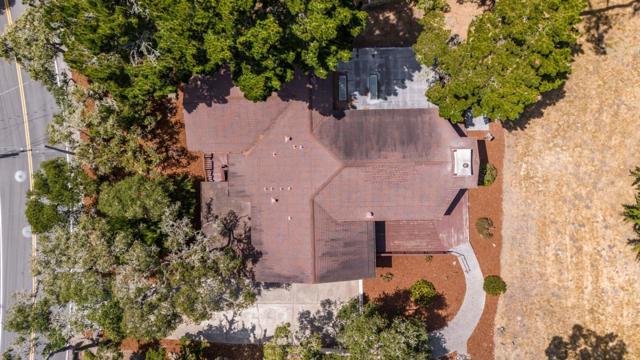 3033 Stevenson Drive, Pebble Beach CA: https://media.crmls.org/mediaz/cb5dd51d-7441-4ac7-8c7b-945be4c80bbc.jpg