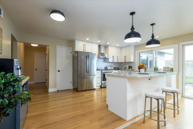 407 Beach Avenue, Half Moon Bay CA: https://media.crmls.org/mediaz/cb5e1ab5-c07b-4569-8bbd-66d514e6c5ea.jpg