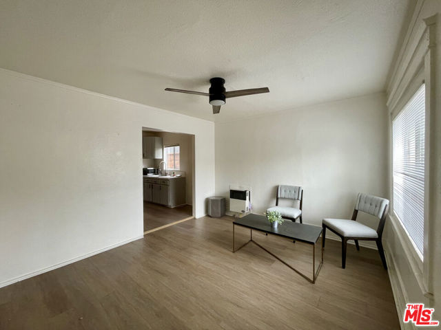 223 Lake Shore Terrace, Los Angeles CA: https://media.crmls.org/mediaz/cb5e8858-eb8b-48df-9a67-6b98e61ae5d2.jpg