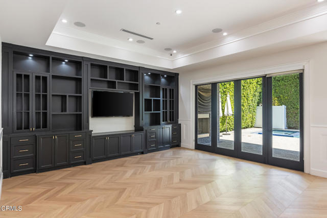 Detail Gallery Image 11 of 53 For 4130 Beck Ave, Studio City,  CA 91604 - 5 Beds | 6 Baths