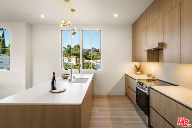 1203 N Vista Street, West Hollywood CA: https://media.crmls.org/mediaz/cb5f3320-5d40-413c-8669-2b0d3e5ee4f8.jpg