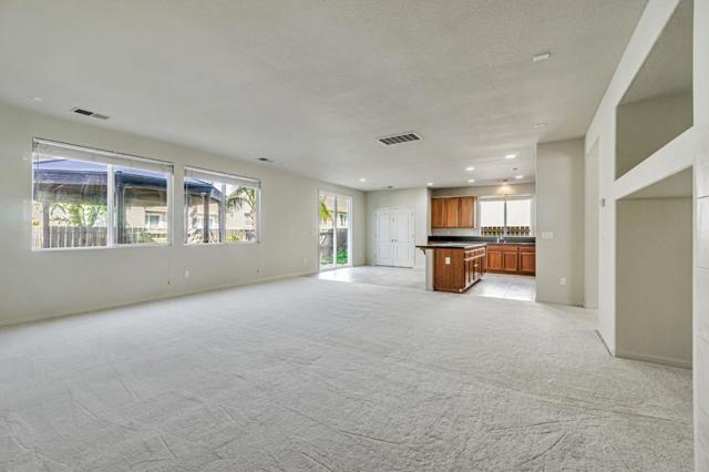 1962 Canyon Oaks Circle, Pittsburg CA: https://media.crmls.org/mediaz/cb60075f-7015-4064-9ce4-f5c8ed9a82ca.jpg