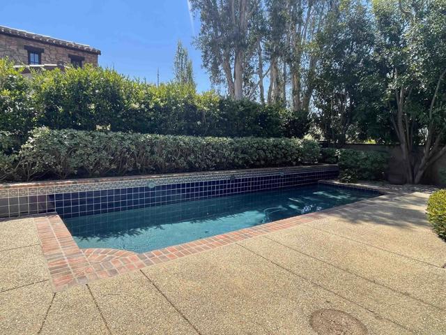 Detail Gallery Image 16 of 29 For 7083 Calle Portone, Rancho Santa Fe,  CA 92091 - 3 Beds | 3/1 Baths