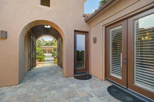 69806 Camino Pacifico, Rancho Mirage CA: https://media.crmls.org/mediaz/cb60b5a5-9514-4797-a90e-a102b157a10a.jpg