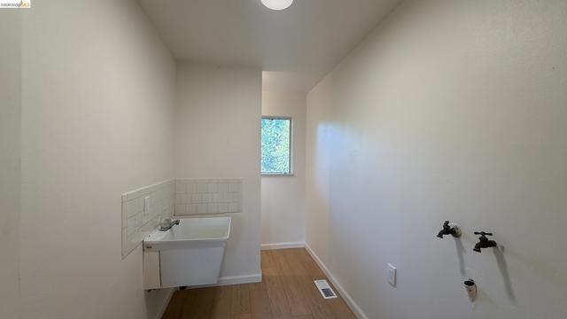 5051 Harrison Grade Rd, Sebastopol CA: https://media.crmls.org/mediaz/cb61203e-869a-4beb-b1ca-1c38c6bca02b.jpg