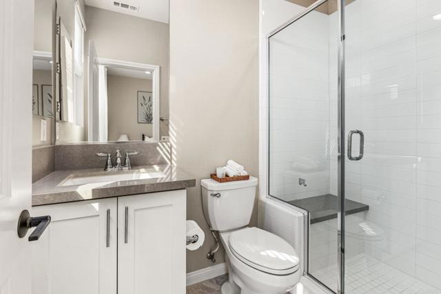 Detail Gallery Image 13 of 52 For 2880 Livery Pl, Escondido,  CA 92029 - 5 Beds | 4 Baths