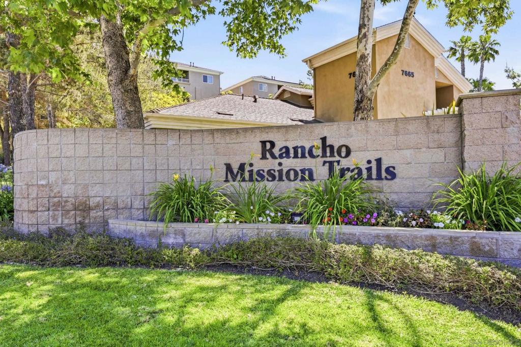 7659 Mission Gorge