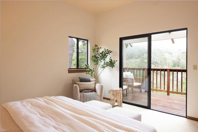 3594 Eastfield Court, Carmel CA: https://media.crmls.org/mediaz/cb6210c9-7c6f-4e99-8aba-36e76a309f14.jpg