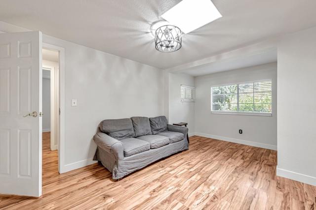 125 N Mary Avenue, Sunnyvale CA: https://media.crmls.org/mediaz/cb625dde-55fd-4ec2-9a3d-918a33a64ce7.jpg