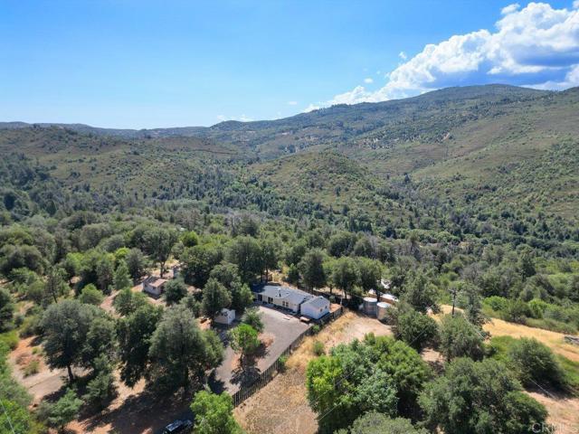 1645 Frisius Drive, Julian CA: https://media.crmls.org/mediaz/cb635670-424e-4cb8-9368-3b5d16f05334.jpg